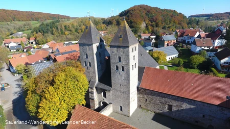 Doppeltürme Kloster Flechtdorf in Diemelsee